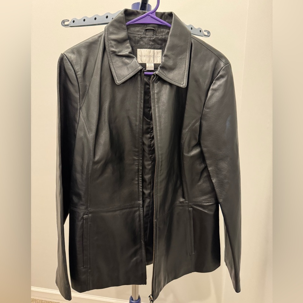 Vintage Worthington genuine leather jacket women Size Medium Great Condition!